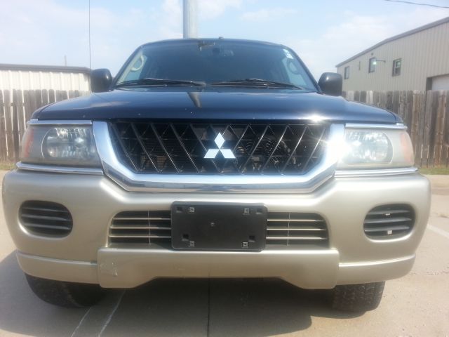 2002 Mitsubishi Montero Sport Reg Cab 159.5 WB C5B