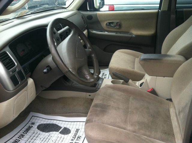 2002 Mitsubishi Montero Sport Reg Cab 159.5 WB C5B