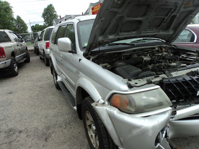 2003 Mitsubishi Montero Sport LS Flex Fuel 4x4 This Is One Of Our Best Bargains