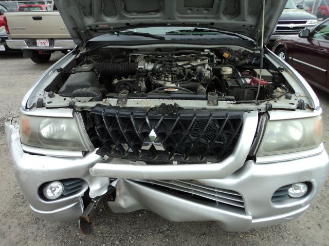 2003 Mitsubishi Montero Sport LS Flex Fuel 4x4 This Is One Of Our Best Bargains