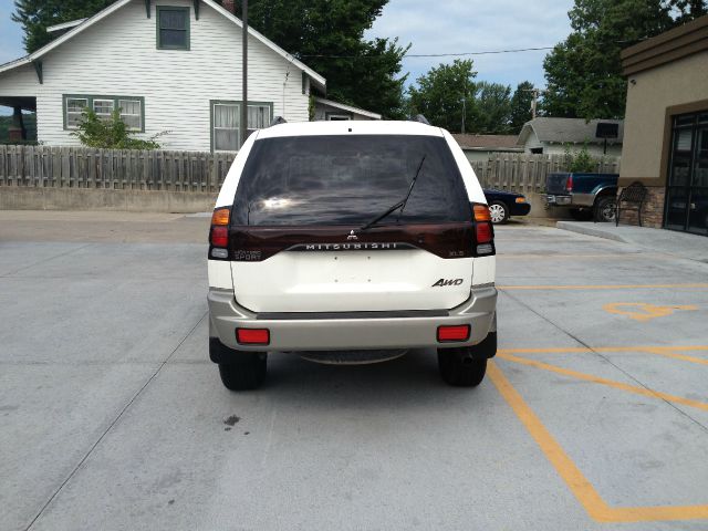 2003 Mitsubishi Montero Sport Reg Cab 159.5 WB C5B