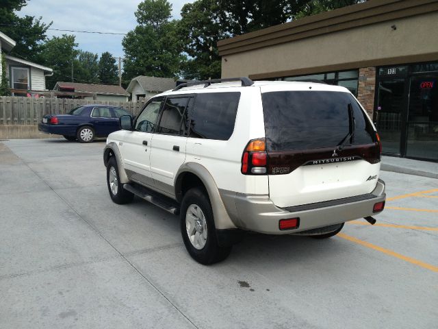 2003 Mitsubishi Montero Sport Reg Cab 159.5 WB C5B