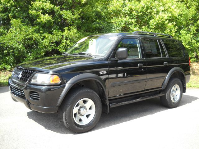 2003 Mitsubishi Montero Sport 3.0cl W/leath