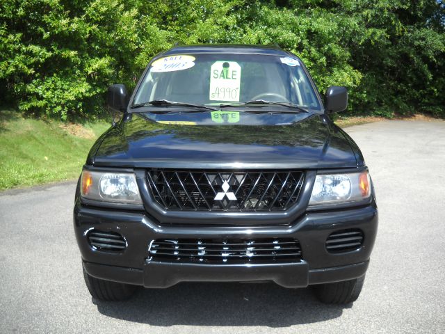 2003 Mitsubishi Montero Sport 3.0cl W/leath