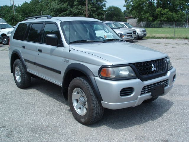 2003 Mitsubishi Montero Sport 3.2