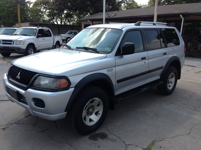 2004 Mitsubishi Montero Sport 3.0cl W/leath