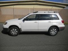 2003 Mitsubishi Outlander Unknown