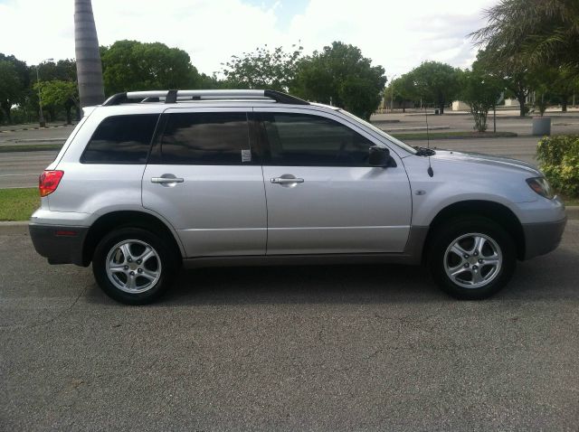 2003 Mitsubishi Outlander 3.0cl W/leath