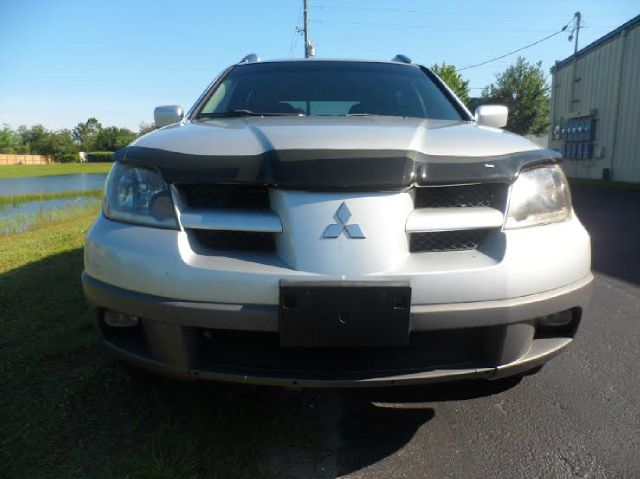 2003 Mitsubishi Outlander C1500 Scottsdale