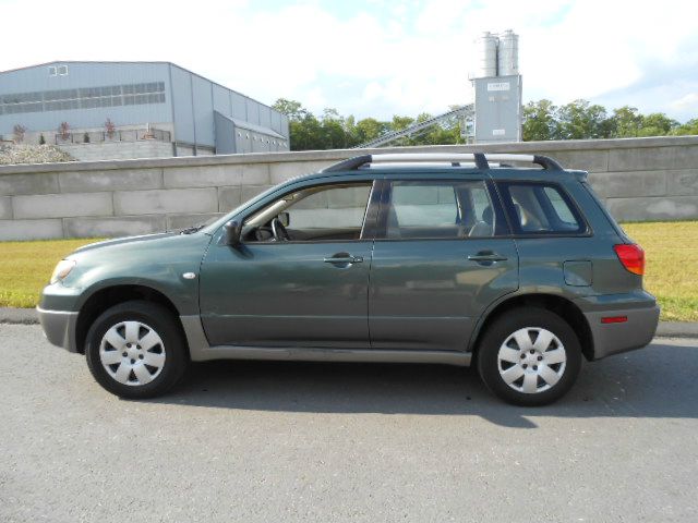 2003 Mitsubishi Outlander 1.8T Quattro Sedan 4D