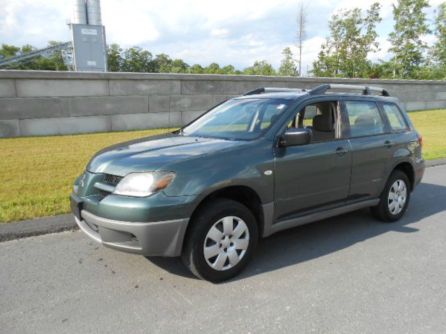 2003 Mitsubishi Outlander 1.8T Quattro Sedan 4D