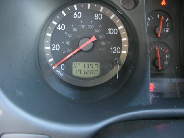 2003 Mitsubishi Outlander 1.8T Quattro Sedan 4D