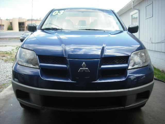 2003 Mitsubishi Outlander 1.8T Quattro Sedan 4D