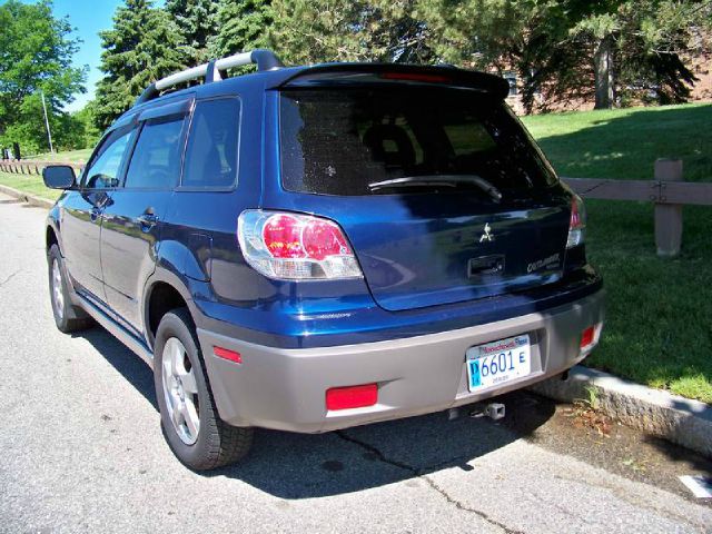 2003 Mitsubishi Outlander LT EXT 15