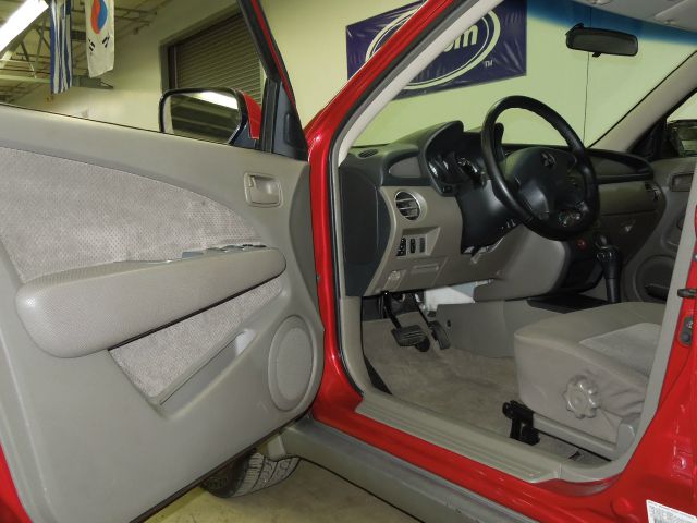 2003 Mitsubishi Outlander Reg Cab 159.5 WB C5B