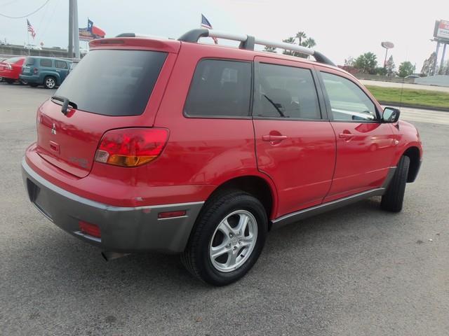 2004 Mitsubishi Outlander 1.8T Quattro Sedan 4D