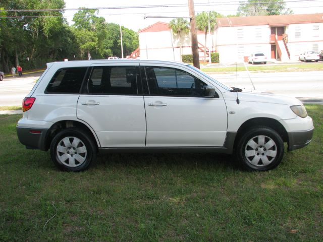 2004 Mitsubishi Outlander 3.0cl W/leath