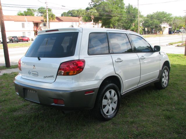 2004 Mitsubishi Outlander 3.0cl W/leath