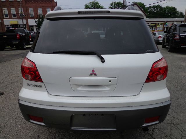 2005 Mitsubishi Outlander LT EXT 15