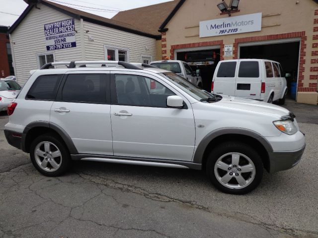 2005 Mitsubishi Outlander LT EXT 15