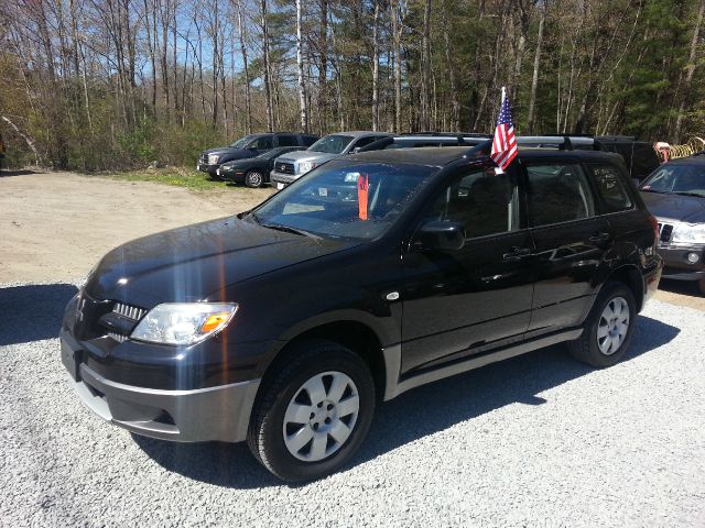 2005 Mitsubishi Outlander 1.8T Quattro Sedan 4D