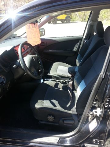 2005 Mitsubishi Outlander 1.8T Quattro Sedan 4D