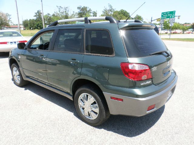 2006 Mitsubishi Outlander Touring W/nav.sys