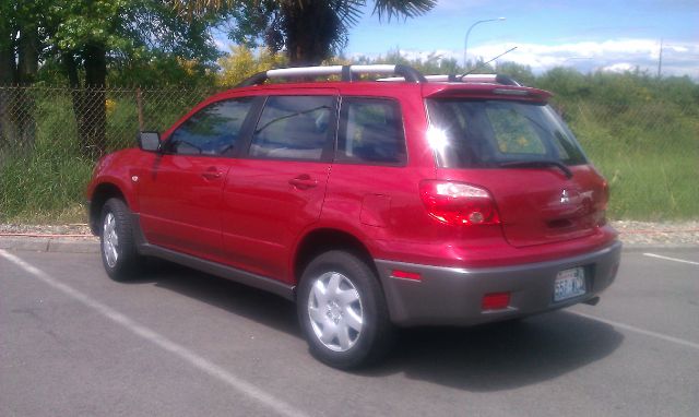 2006 Mitsubishi Outlander 1.8T Quattro Sedan 4D