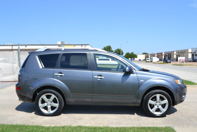 2007 Mitsubishi Outlander Reg Cab 159.5 WB C5B