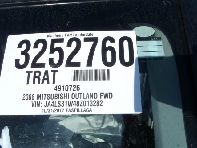 2008 Mitsubishi Outlander Megacab SLT, Hemi, Nerf Bars