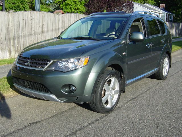 2008 Mitsubishi Outlander LE AWD SUV