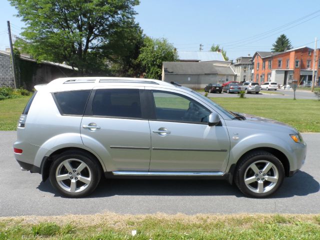 2009 Mitsubishi Outlander Reg Cab 159.5 WB C5B