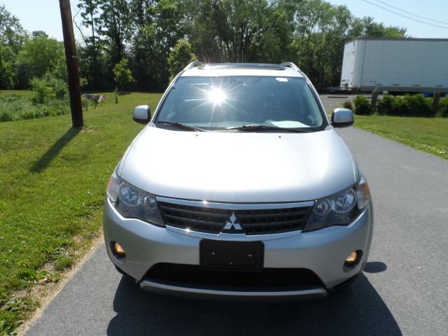 2009 Mitsubishi Outlander Reg Cab 159.5 WB C5B