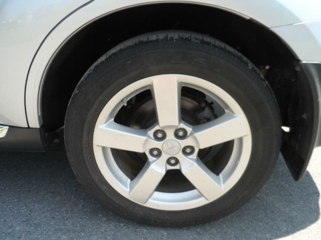 2009 Mitsubishi Outlander Reg Cab 159.5 WB C5B