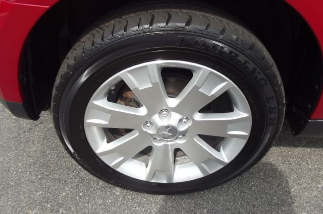 2009 Mitsubishi Outlander Megacab SLT, Hemi, Nerf Bars