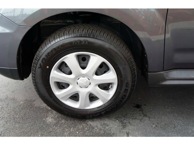 2012 Mitsubishi Outlander Megacab SLT, Hemi, Nerf Bars