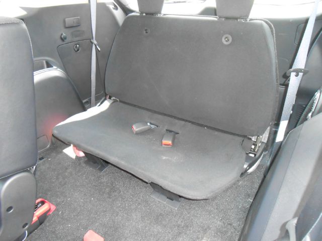 2013 Mitsubishi Outlander AWD Van