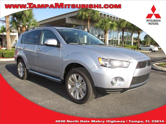 2013 Mitsubishi Outlander 2WD 15