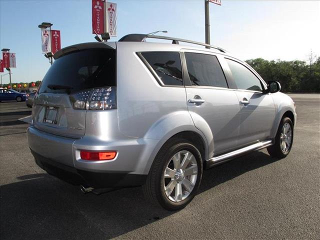 2013 Mitsubishi Outlander 2WD 15