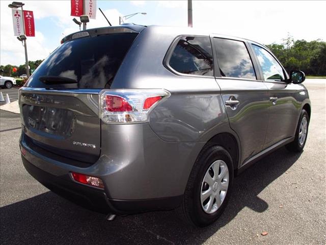 2014 Mitsubishi Outlander GT Special Edition