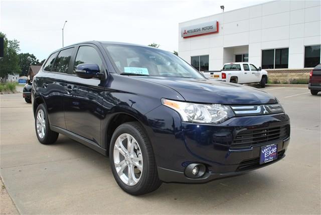 2014 Mitsubishi Outlander SE