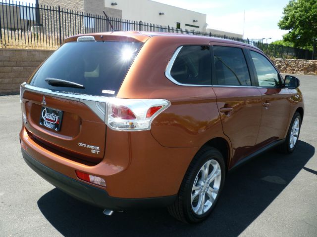 2014 Mitsubishi Outlander Passion