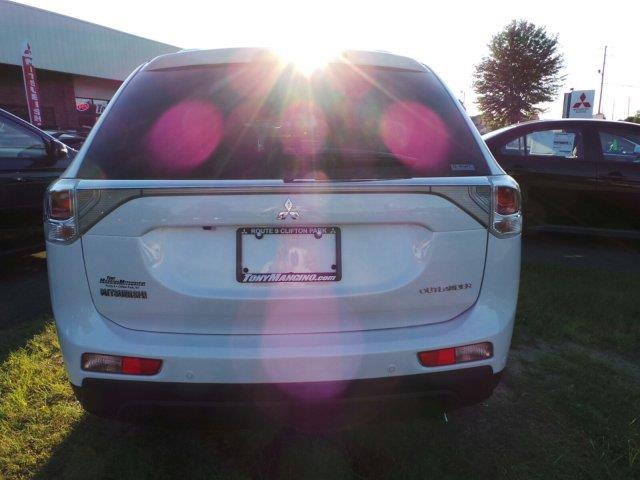 2014 Mitsubishi Outlander SE