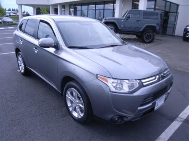 2014 Mitsubishi Outlander SE