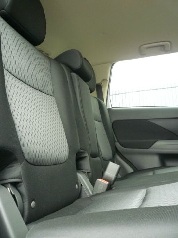 2014 Mitsubishi Outlander Unknown