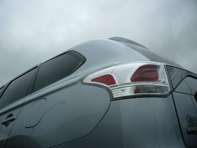 2014 Mitsubishi Outlander Unknown