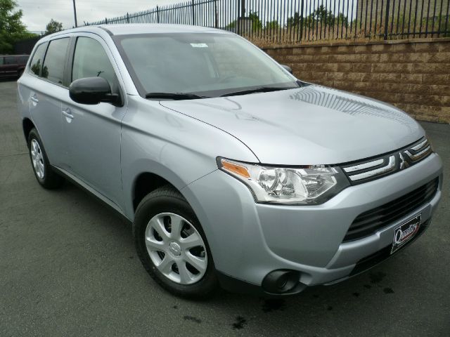 2014 Mitsubishi Outlander Unknown