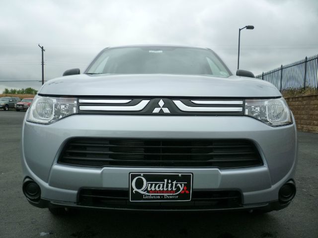 2014 Mitsubishi Outlander Unknown