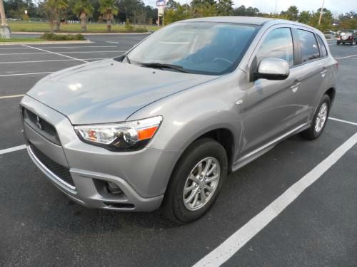 2011 Mitsubishi Outlander Sport Megacab SLT, Hemi, Nerf Bars
