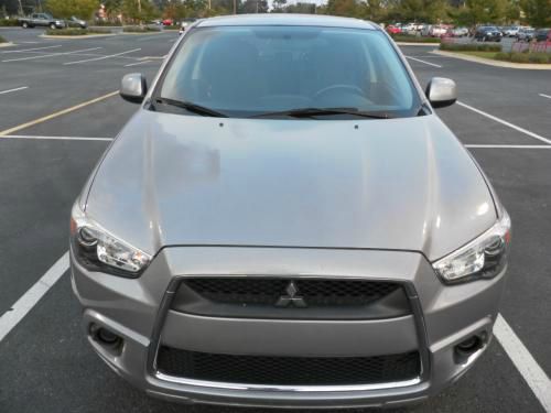 2011 Mitsubishi Outlander Sport Megacab SLT, Hemi, Nerf Bars